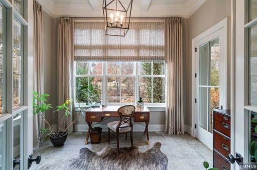 32 Ackerman Rd, Upper Saddle River NJ 07458 exterior