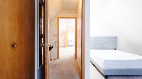 1915 University Ave, Madison WI 53726-3918 exterior