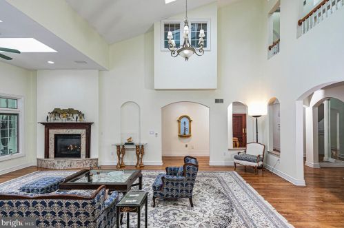 76 Pettit Pl, Princeton NJ 08540-7645 exterior