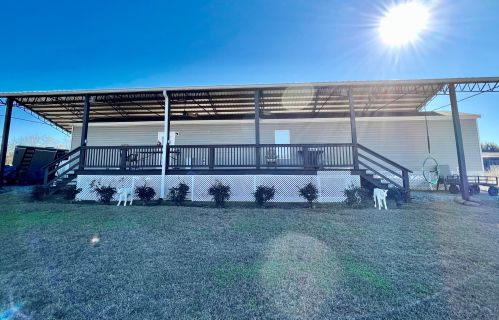 1069 Railroad Ave, Defuniak Springs FL  32433 exterior