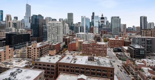 757 Orleans St, Chicago IL  60654-3514 exterior