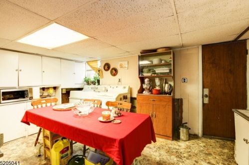 170 Oliver St, Newark NJ 07105-2007 exterior