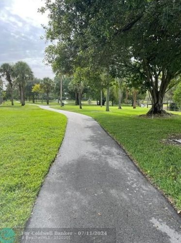 21906 Lake Forest Cir, Boca Raton FL  33433-3309 exterior