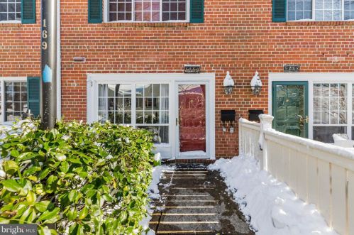 5250 Maris Ave, Alexandria VA exterior