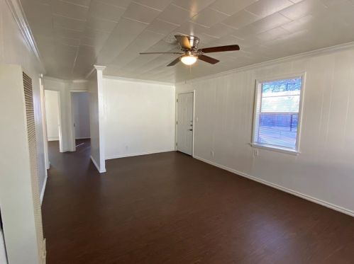 1360 Friendship, Dallas TX 75217-3511 exterior