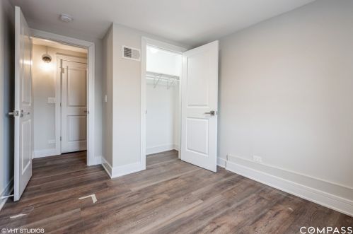 504 Wisconsin St, Chicago IL 60614-5232 exterior