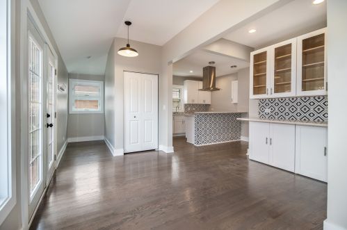 5621 Ozark Ave, Chicago IL  60631-3317 exterior