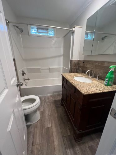 220 Michelson Rd, Rochester MI 48307-5335 exterior