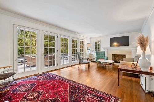 10 Chapel Ridge Rd, Pittsburgh PA  15238-1806 exterior