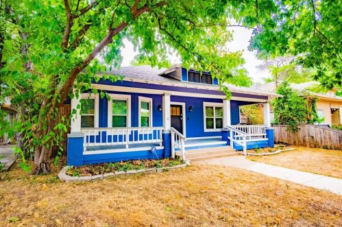 927 Centre St, Dallas TX  75208-6022 exterior