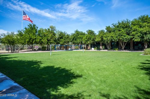 22110 36th St, Phoenix AZ  85050-7392 exterior