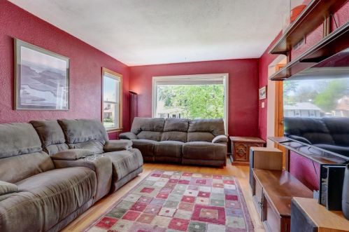 3573 48, Milwaukee WI 53216-2905 exterior