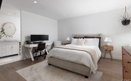 12628 Newport Ave, Tustin CA 92780-2774 exterior