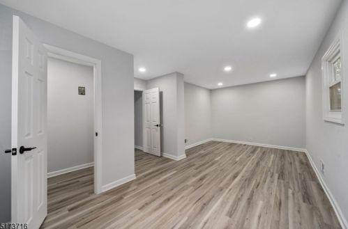 66 Lawrence Dr, Hackettstown NJ 07840-2526 exterior