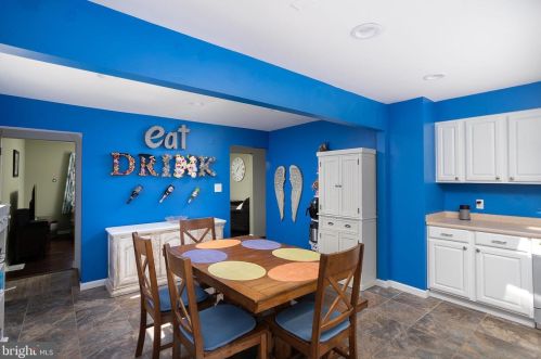 29 Soloff Dr, Trenton NJ 08610-4225 exterior