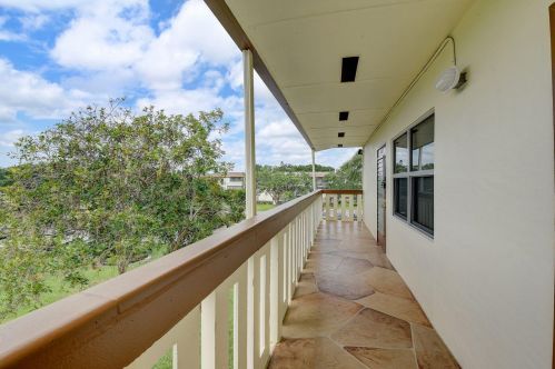 197 Mansfield, Boca Raton FL  33434-4930 exterior