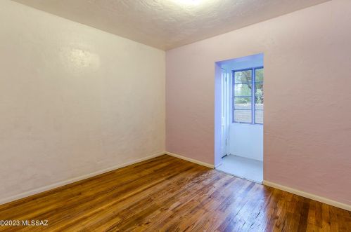 2805 Lester St, Tucson AZ 85705-8928 exterior