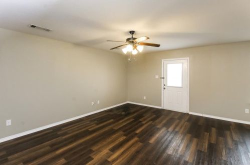 15610 Gatsby Ln, Dallas TX  75253-5838 exterior