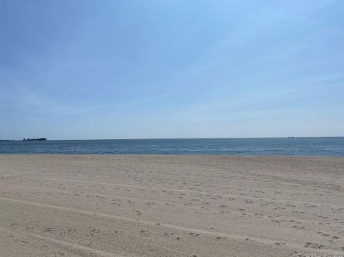 171 3 Ave, Milford CT 06460-5248 exterior