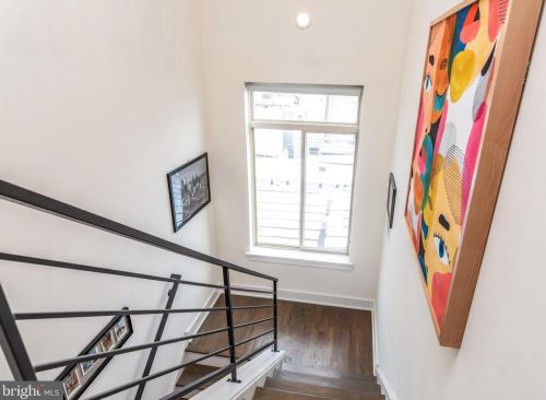 1413 Darien St, Philadelphia PA 19147-5726 exterior