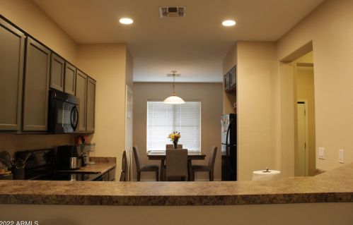 3113 74th Dr, Phoenix AZ  85043-7631 exterior