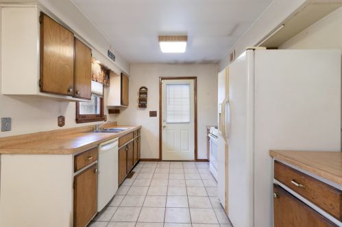 3812 Pandola Ave, Joliet IL 60431-2734 exterior