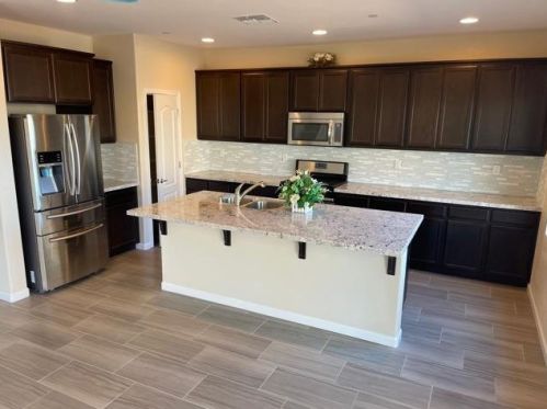 3517 Rosecrest Cir, Folsom, CA 95762-9525