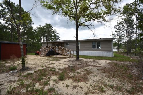 518 Woodlands Blvd, Defuniak Springs FL  32433-6846 exterior