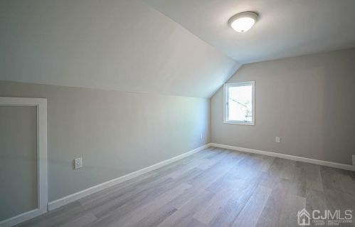 37 Sunrise Rd, Old Bridge NJ  08857-1435 exterior