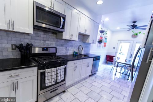 2308 Cumberland St, Philadelphia PA 19132-4119 exterior