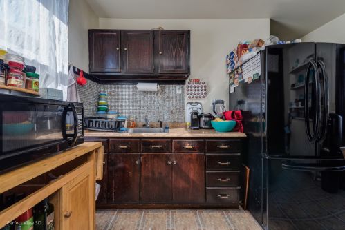 5755 Washtenaw Ave, Chicago IL 60659-3912 exterior