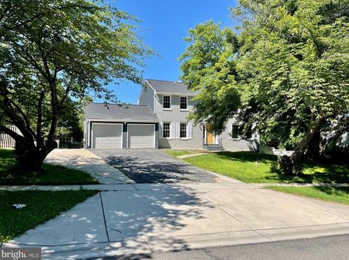 2005 Queensguard Rd, Silver Spring, MD 20906-2031