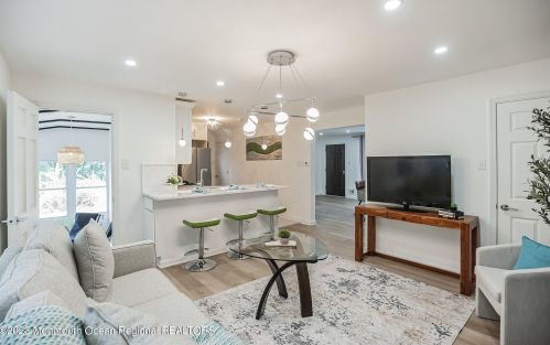 7136 Githens Ave, Camden NJ 08109-3160 exterior