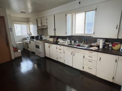 1040 Madison Ave, Grand Rapids MI 49507-1212 exterior