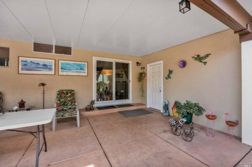 1547 Claycord Ave, Concord CA 94521-2216 exterior