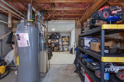 10 Whittaker Cir, Concord NH 03303-1589 exterior