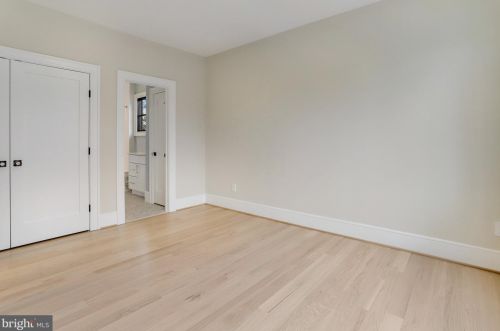 4700 25th St, Arlington VA  22207-3519 exterior