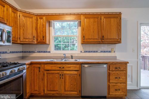 325 Columbus Ave, Littlestown PA 17340-1533 exterior