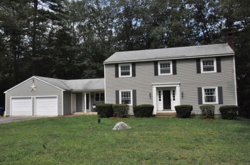 17 Betty Ln, Concord, NH 03304-3501