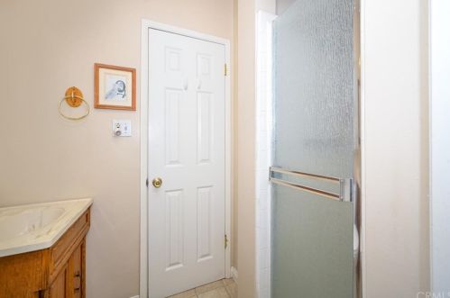 13809 Ibbetson Ave, Bellflower CA 90706-2522 exterior