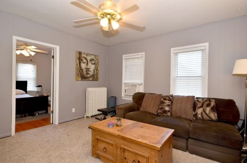 140 Evergreen, Elmhurst IL 60126-2610 exterior