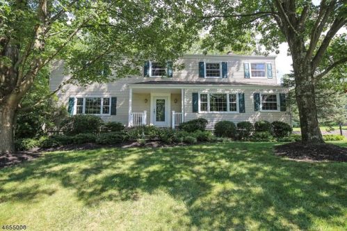 50 Stonewyck Dr, Chatham Township, NJ 07928-1322