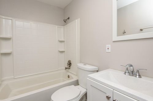 8084 Grandview Dr, Milwaukee WI  53223-3429 exterior