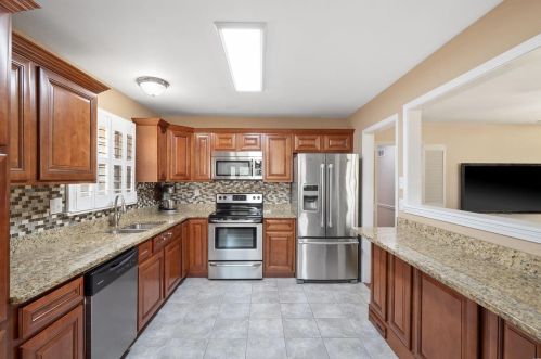 3914 Coachella Dr, Saint Louis MO 63125-3406 exterior