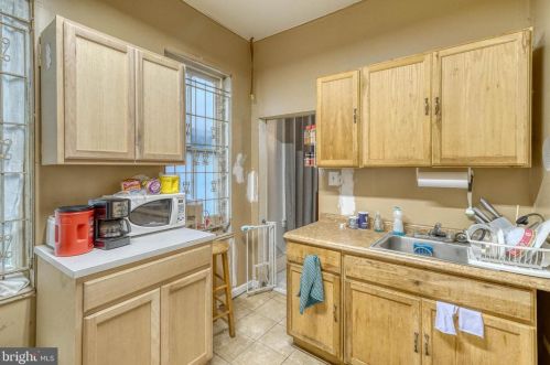 2313 18 St, Philadelphia PA 19132-4316 exterior