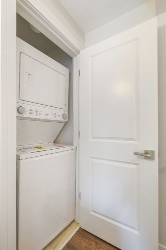 504 Wisconsin St, Chicago IL 60614-5232 exterior