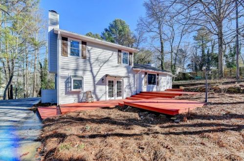 2007 Britt Dr, Lithonia GA 30078-2859 exterior