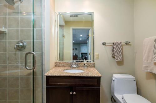 28 Huntleigh Wood, Saint Louis MO 63131-4814 exterior