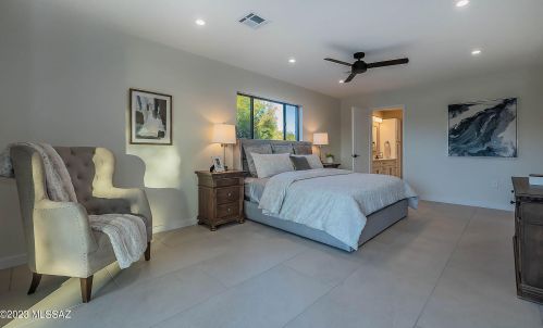 4917 Camino Arenosa, Tucson AZ  85718-6220 exterior