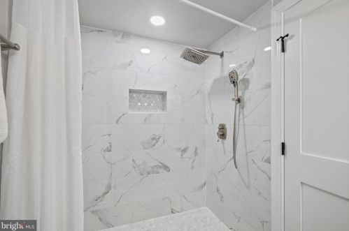 4330 Texas Ave, Washington DC  20019-4260 exterior